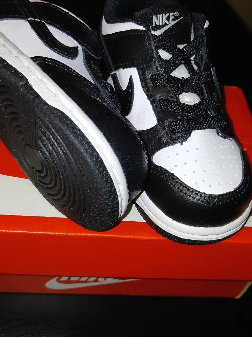 Nike Kids Toddler Black and White Low-Top Sneakers